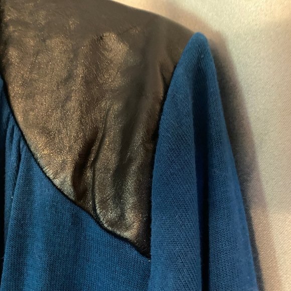 Faux Leather Teal Open Front Cardigan XL - Picture 2 of 7